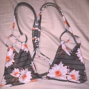 ❌SOLD❌ Acacia Thailand Top in Tiger